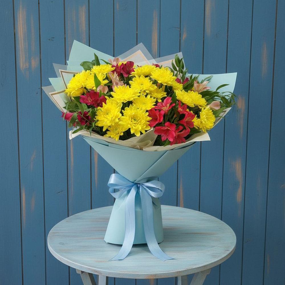 Букет цветов из: Альстромерии и Хризантемы в Небуге