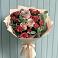 Букет цветов из: Гвоздики и Розы в Небуге