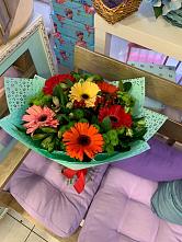 Букет цветов из:  Герберы, Хризантемы и Альстромерии #REPLACE_PRED# Небуге