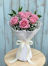 Букет цветов из:  Розы в Небуге