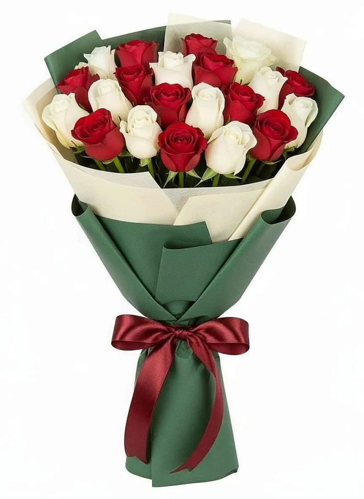 Букет Микс из красных и белых роз в Небуге