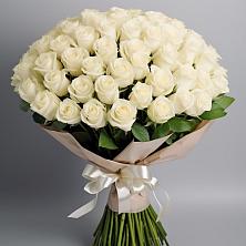 Букет 101 беля роза Белоснежка в Небуге
