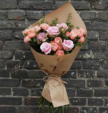 Букет цветов из:  Розы в Небуге