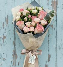 Букет цветов из:  Розы в Небуге