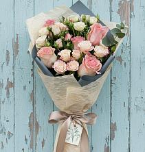 Букет цветов из:  Розы в Небуге