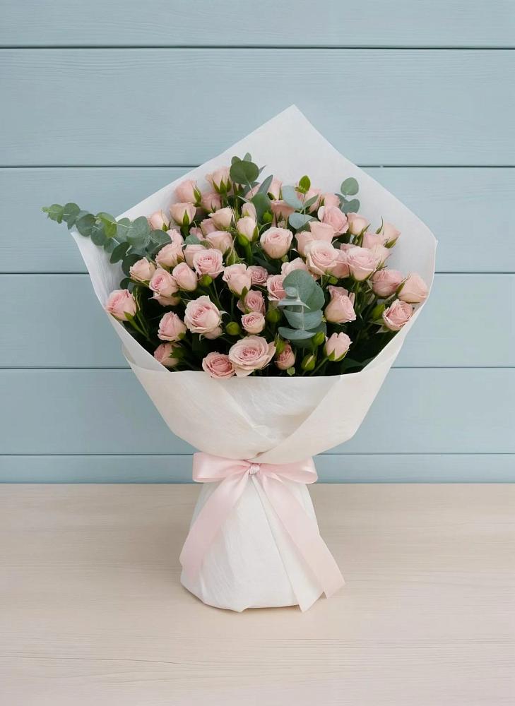 Букет цветов из: Розы в Небуге