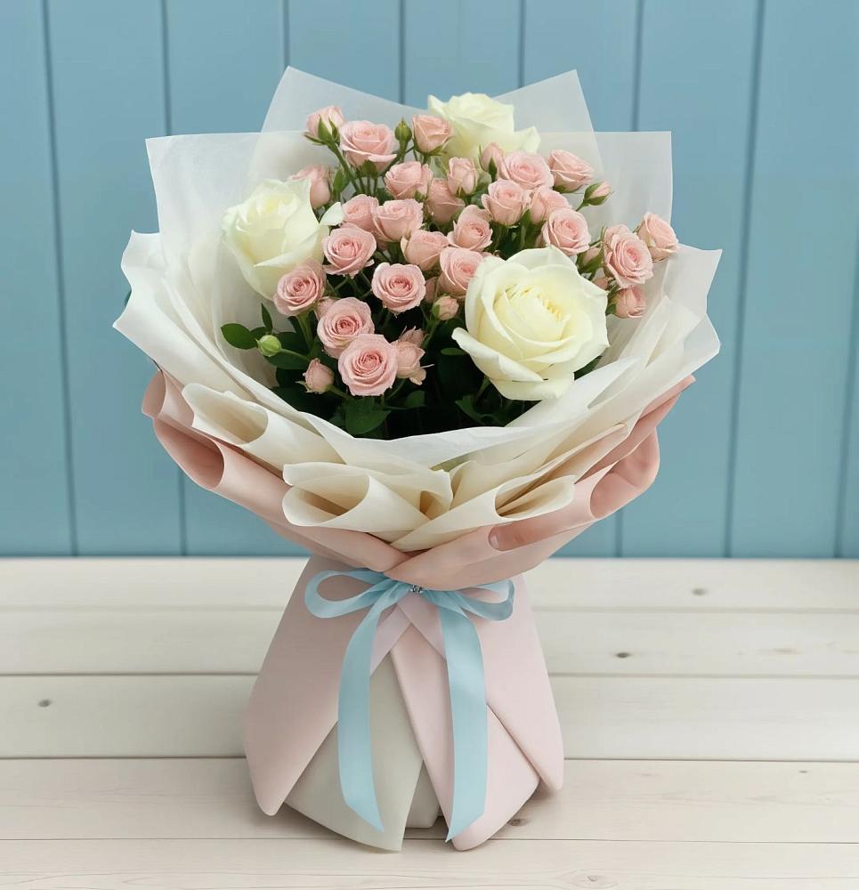 Букет цветов из: Розы в Небуге