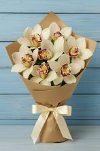 Букет цветов из:  Орхидеи и Розы в Небуге