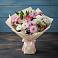 Букет цветов из: Хризантемы, Альстромерии и Розы в Небуге
